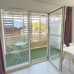 Studio Near Train Station And Sanctuary